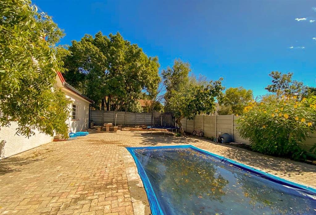 3 Bed House in Paarl photo number 23