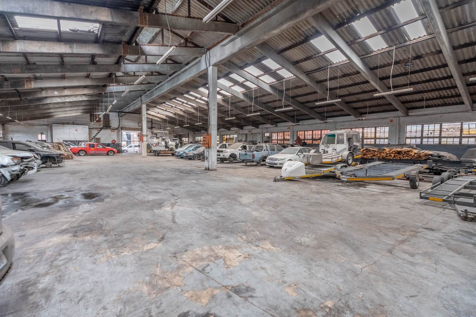 573  m² Industrial space in Jacobs photo number 4