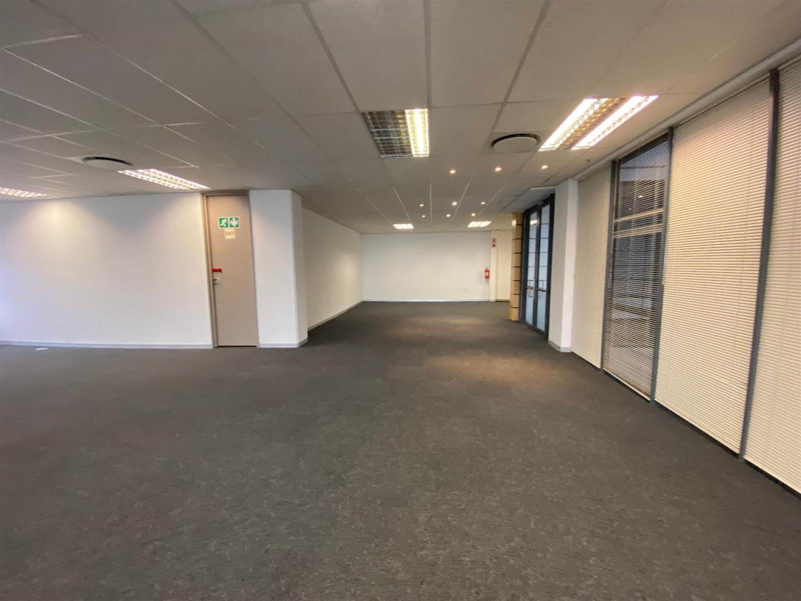 633  m² Commercial space in Sandown photo number 25