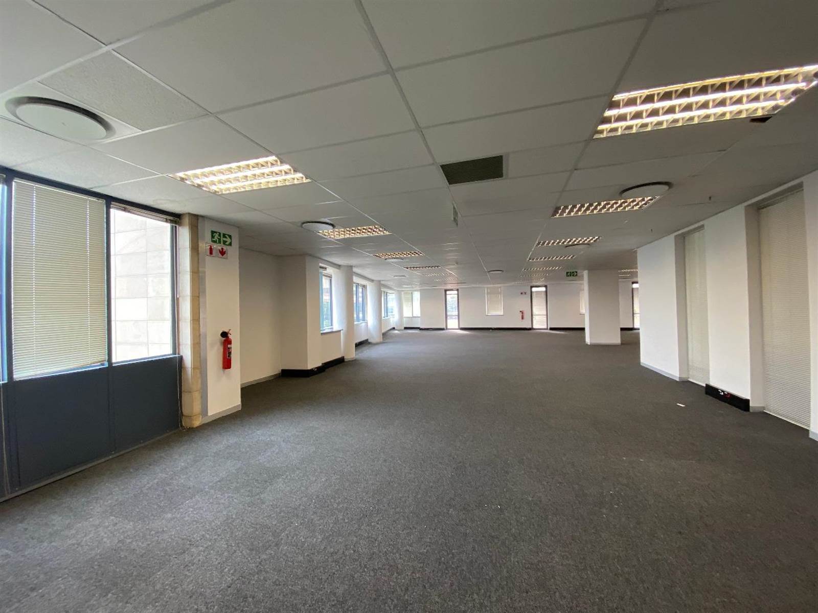 633  m² Commercial space in Sandown photo number 13