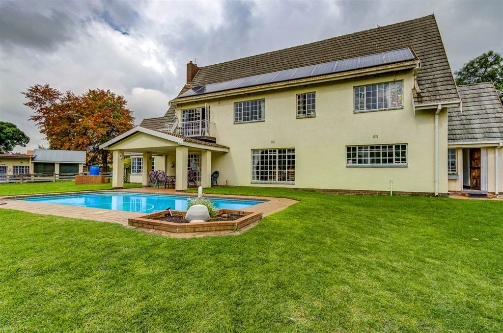 4 Bedroom House