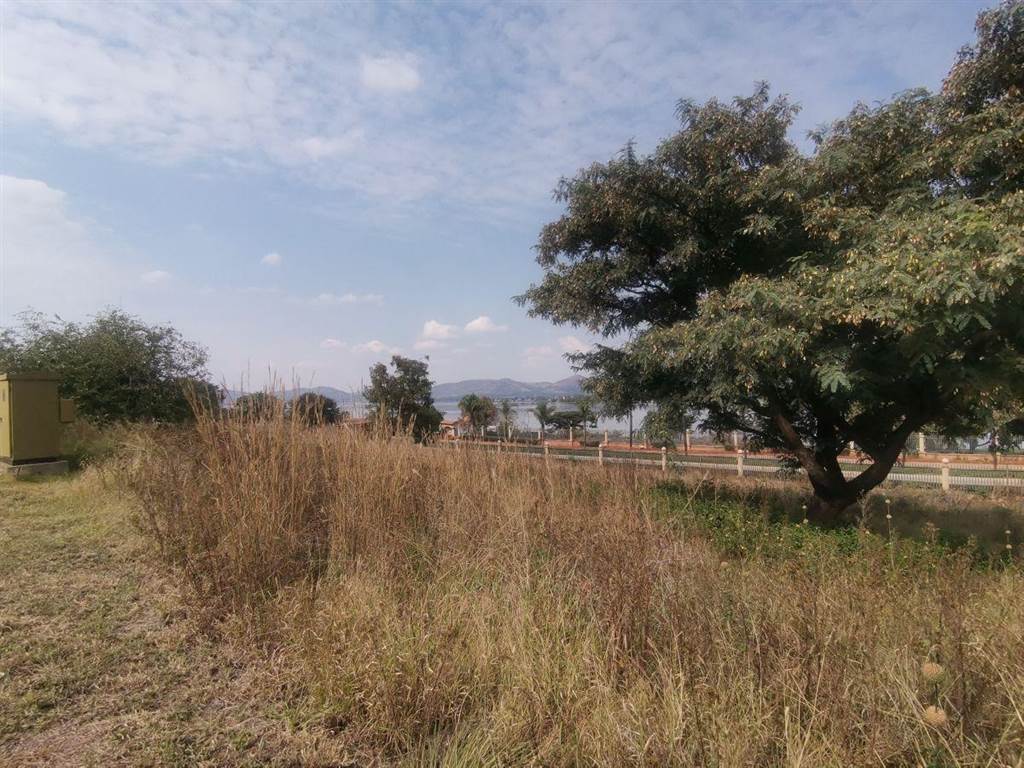 569 m² Land available in Kosmos photo number 4