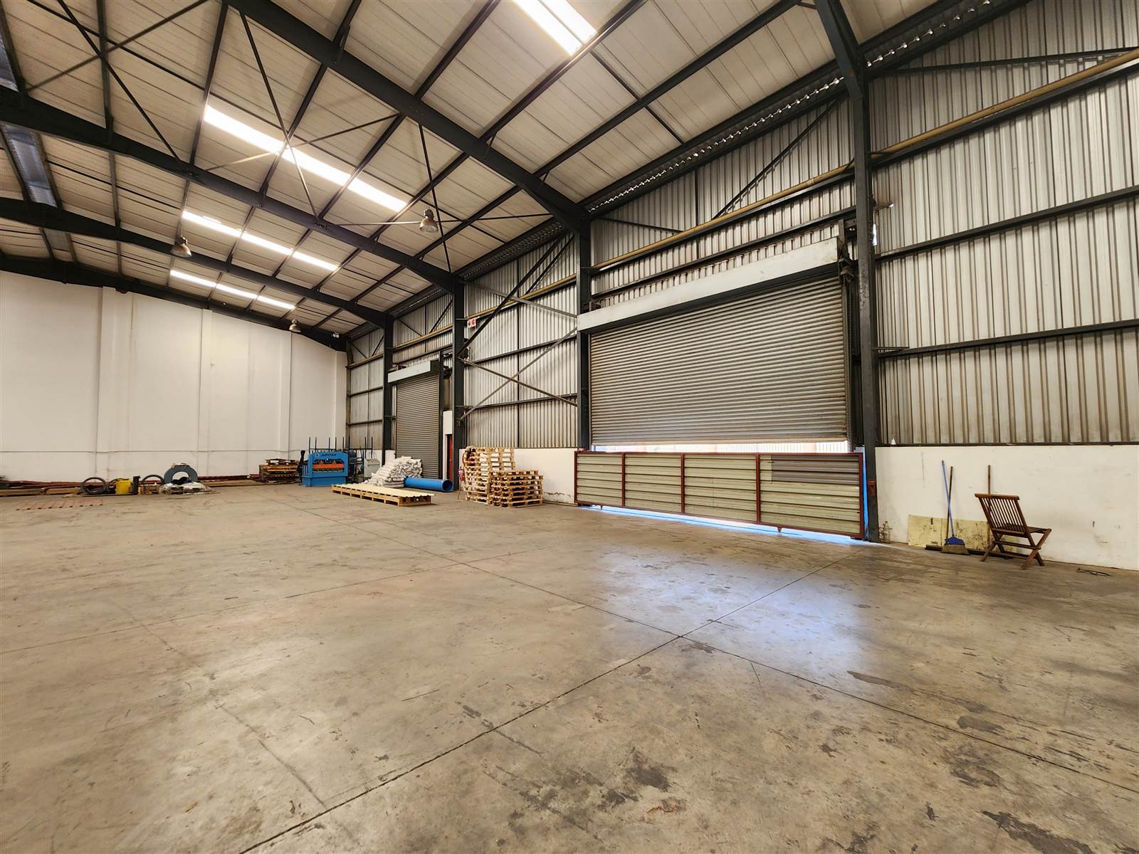 1105  m² Industrial space in Spartan photo number 9