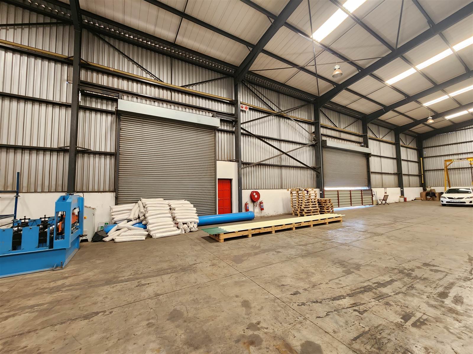 1105  m² Industrial space in Spartan photo number 5