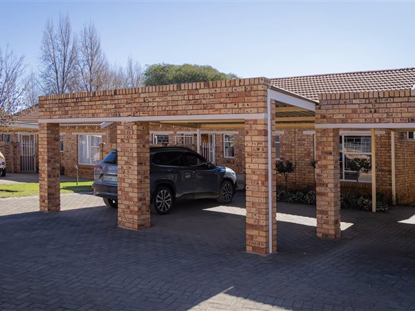 3 Bedroom Townhouse