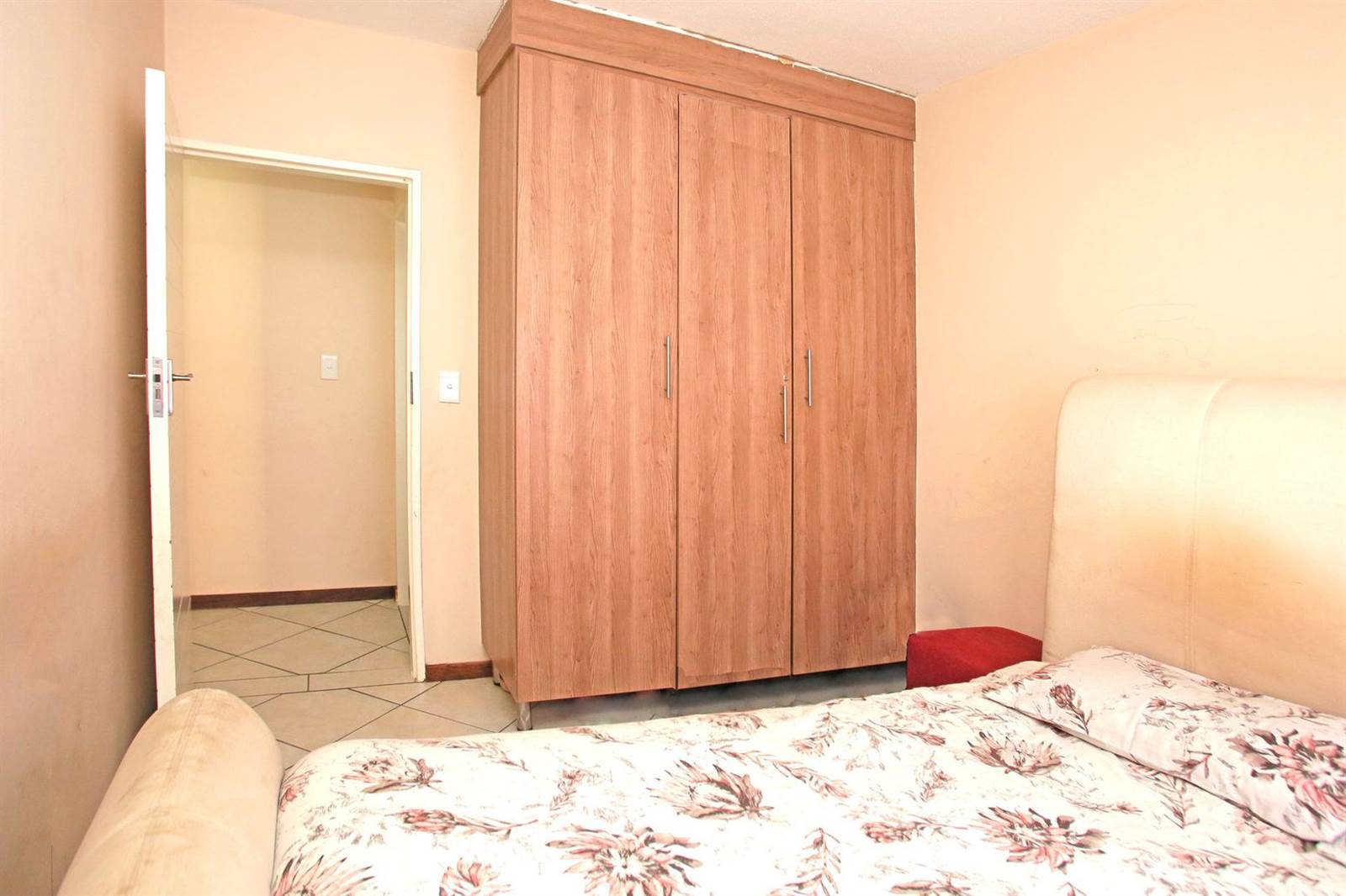 2 Bed Apartment in Sagewood photo number 26