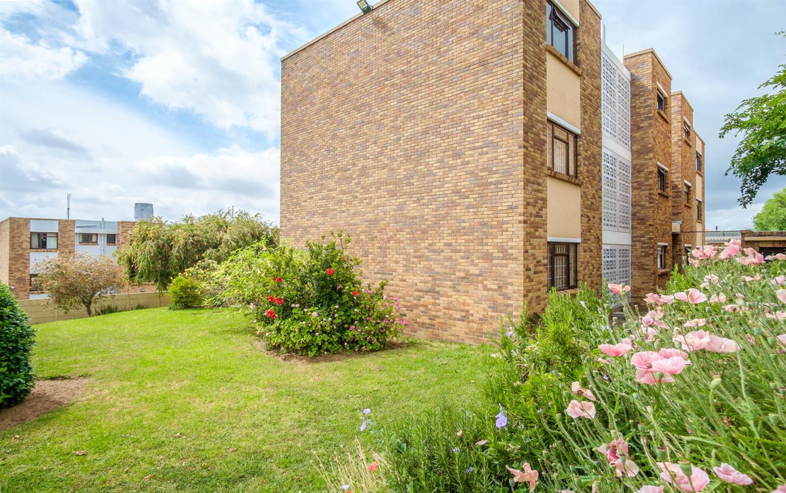 3 Bed Apartment in Wynberg Upper photo number 15