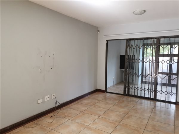 2 Bedroom Townhouse 2 Bedroom Townhouse