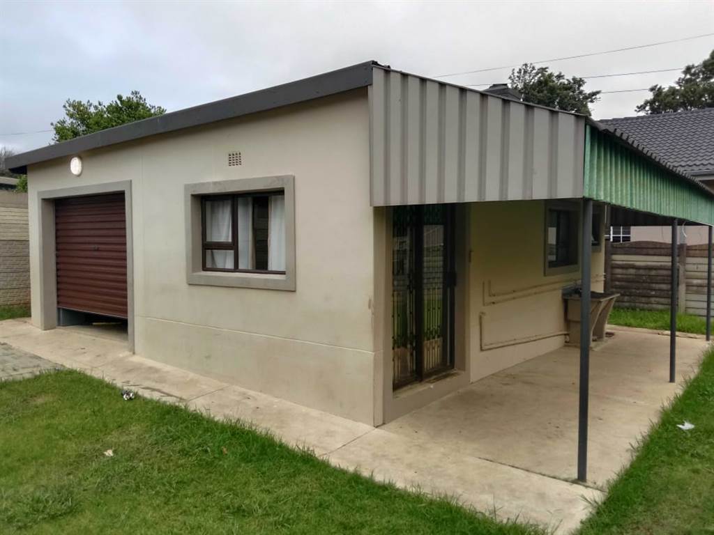 4 Bed House in Vryheid photo number 15