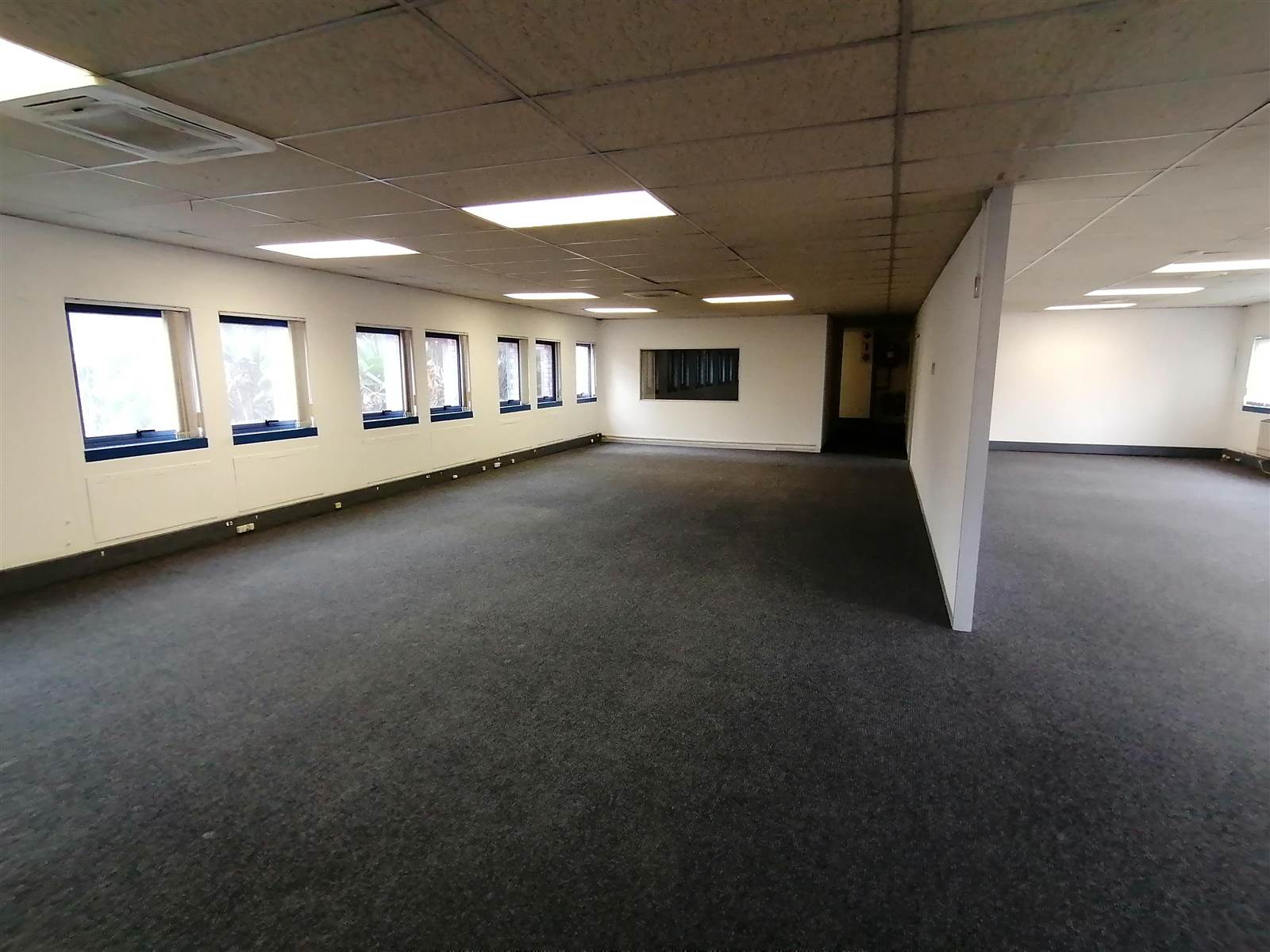 709  m² Commercial space in Halfway House photo number 22