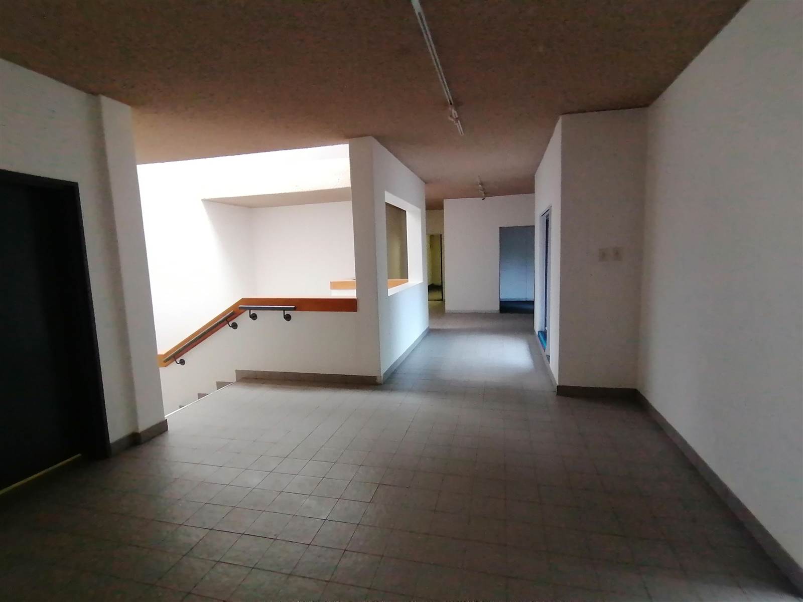 709  m² Commercial space in Halfway House photo number 13