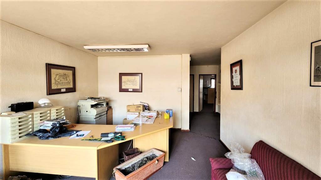 205  m² Commercial space in Centurion CBD photo number 5
