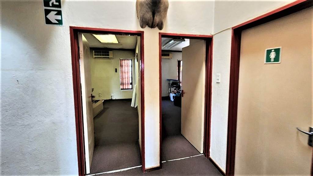205  m² Commercial space in Centurion CBD photo number 13