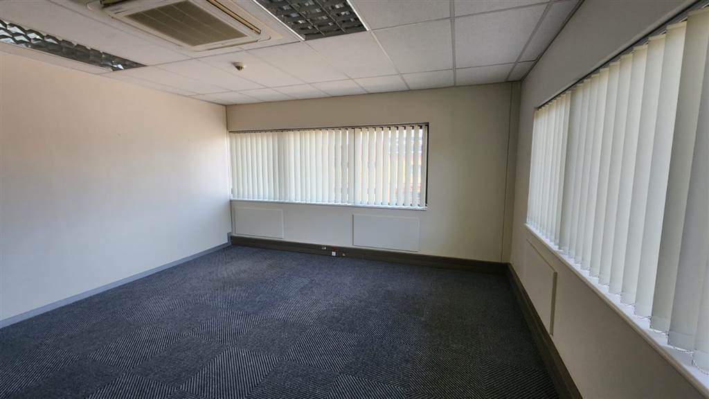 815  m² Commercial space in Centurion CBD photo number 9