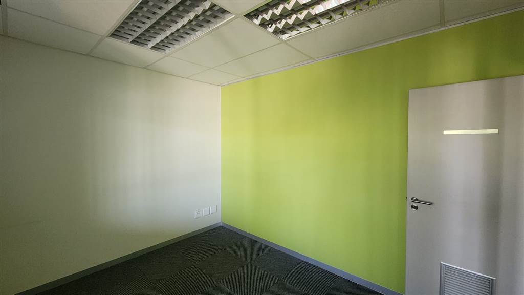 815  m² Commercial space in Centurion CBD photo number 8