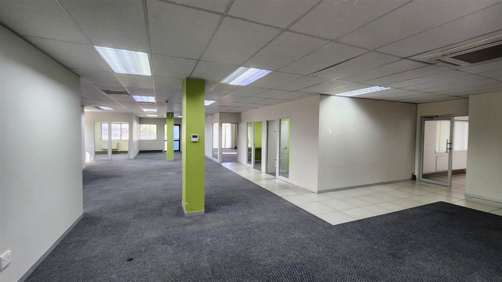 815  m² Commercial space in Centurion CBD photo number 19