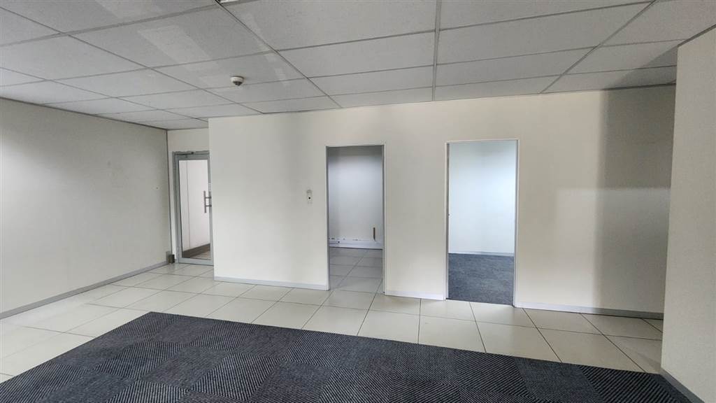 815  m² Commercial space in Centurion CBD photo number 25