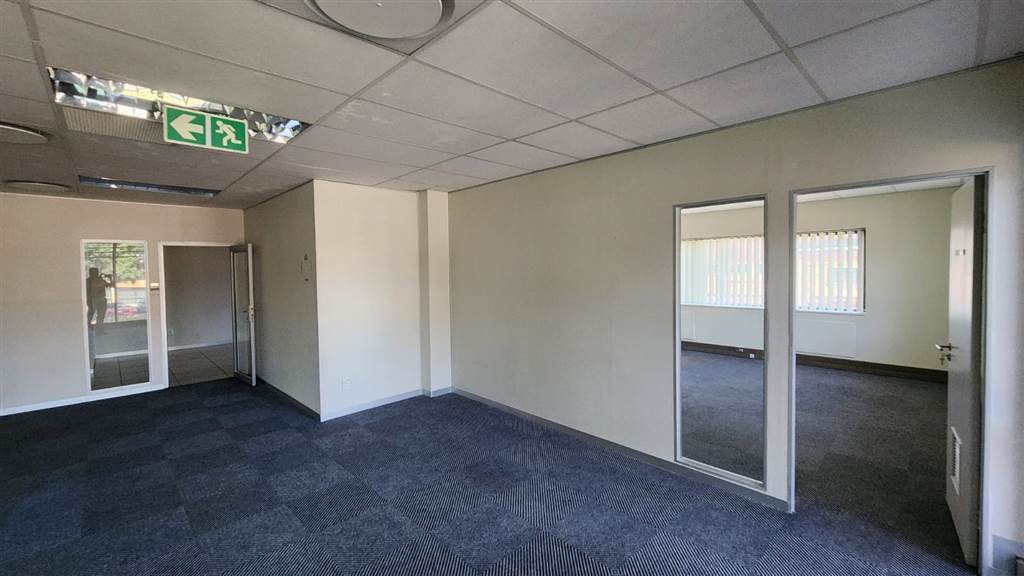 815  m² Commercial space in Centurion CBD photo number 10