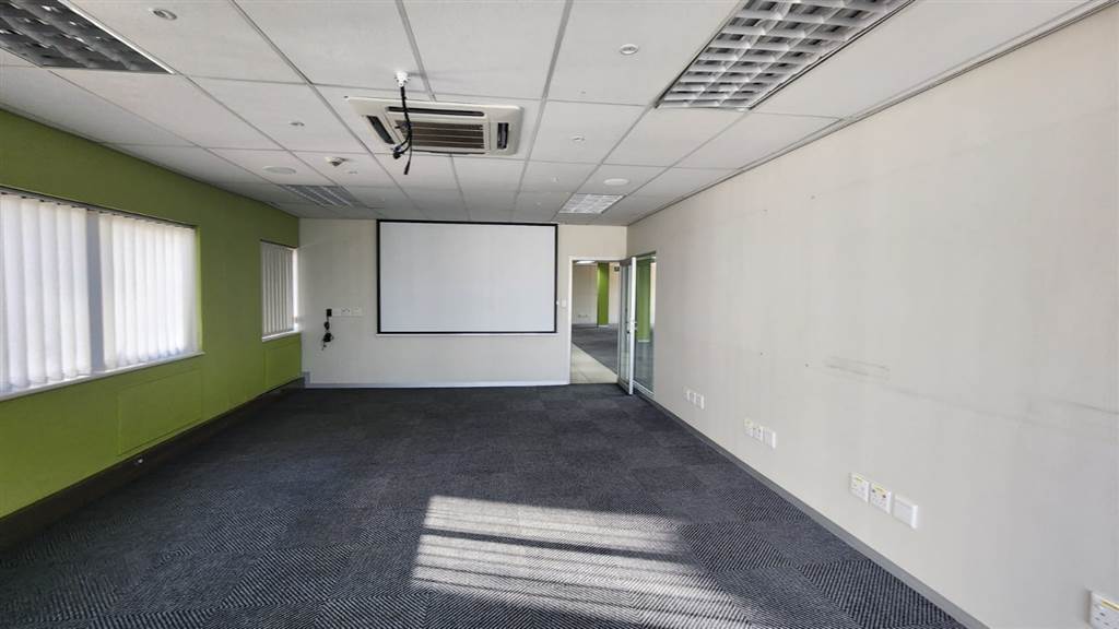 815  m² Commercial space in Centurion CBD photo number 14