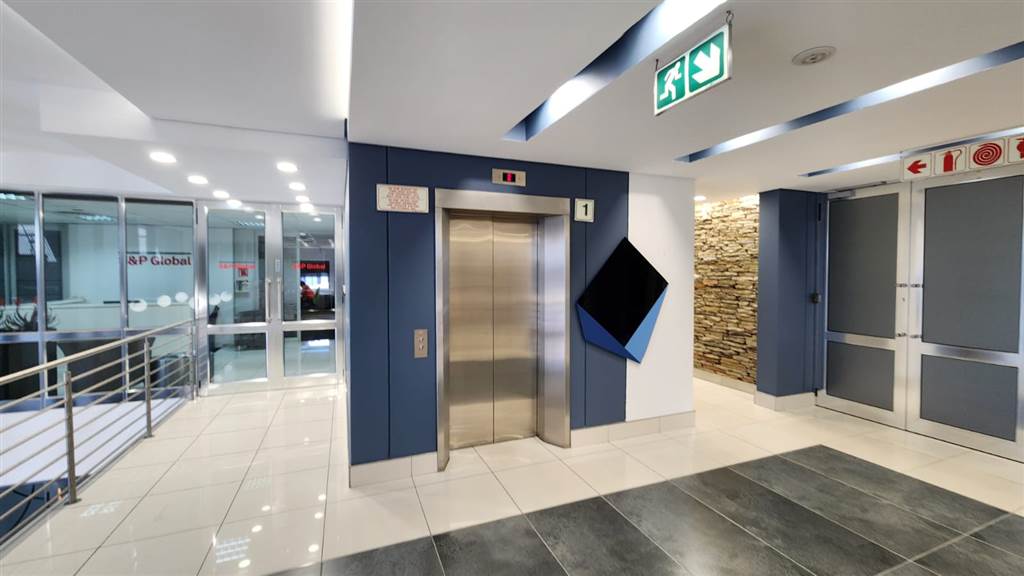 815  m² Commercial space in Centurion CBD photo number 3
