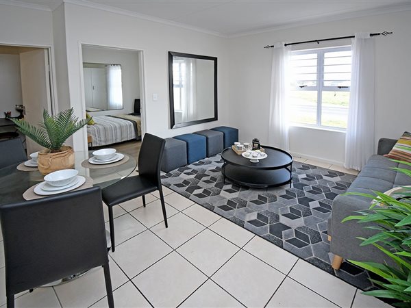 2 Bed Apartment in Eersterivier South