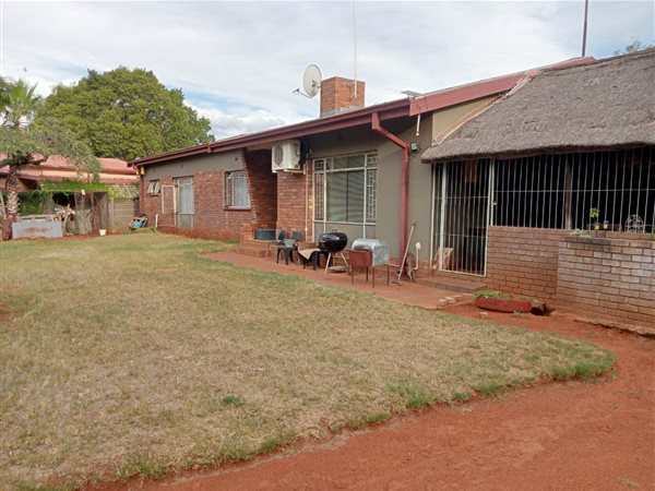 3 Bedroom House 3 Bedroom House