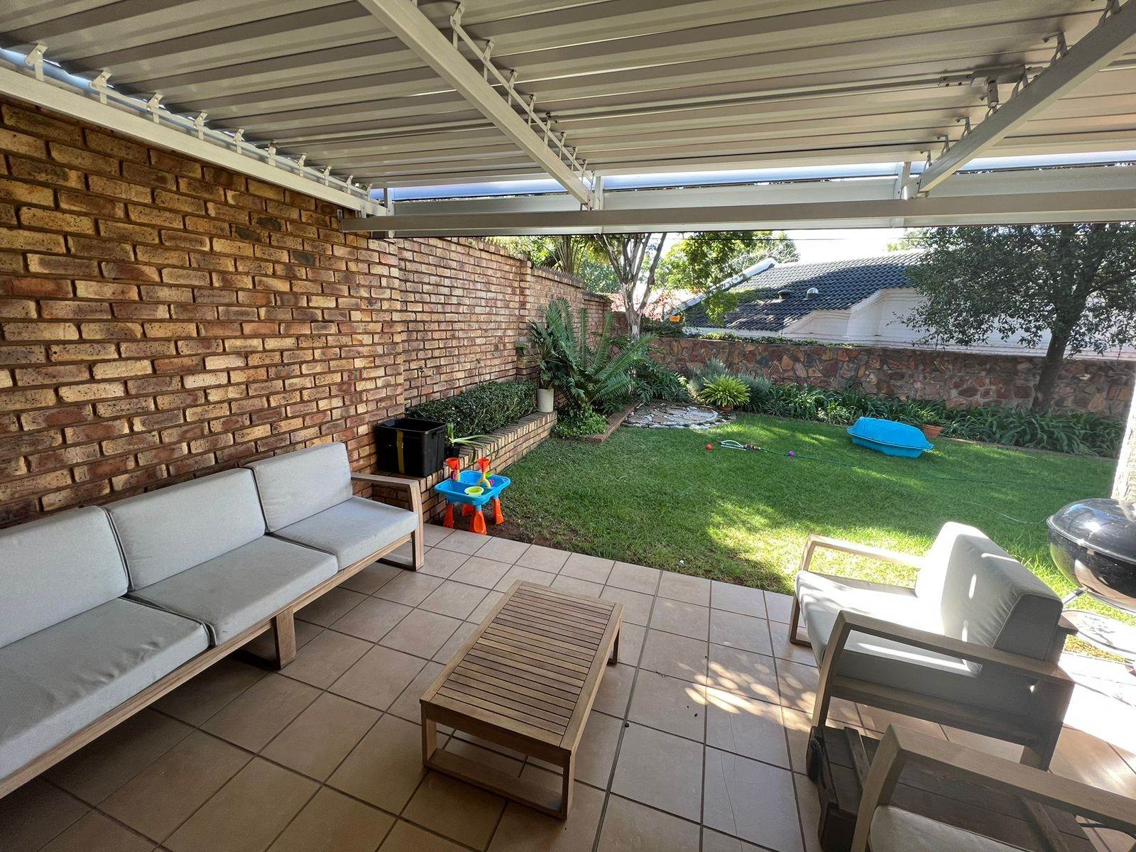 2 Bed House in Waterkloof photo number 12