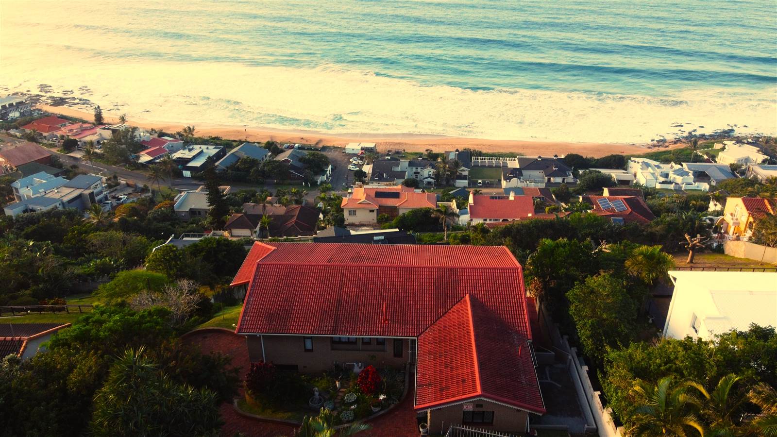 4 Bed House in Ballito photo number 7