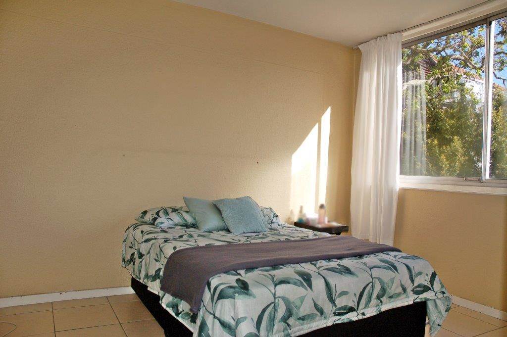 1 Bed Apartment in Oranjezicht photo number 7