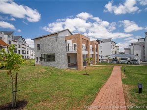 2 Bed Apartment in Dainfern