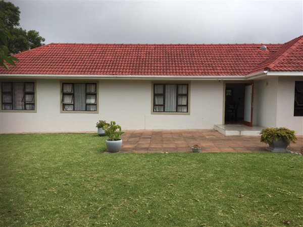 4 Bed House in Beacon Bay
