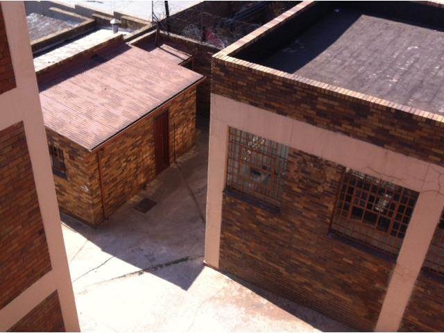 1349  m² Commercial space in Rosettenville photo number 8