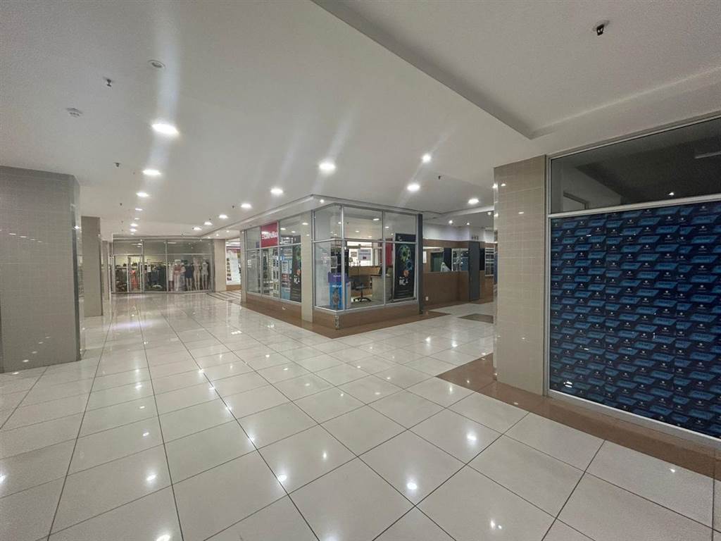 95  m² Commercial space in Florida North photo number 3