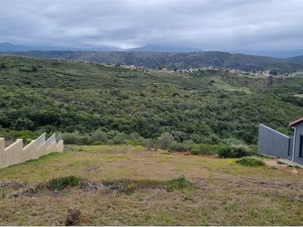 834 m² Land available in Great Brak River