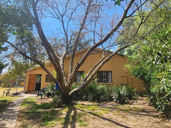 3 Bed House in President Park