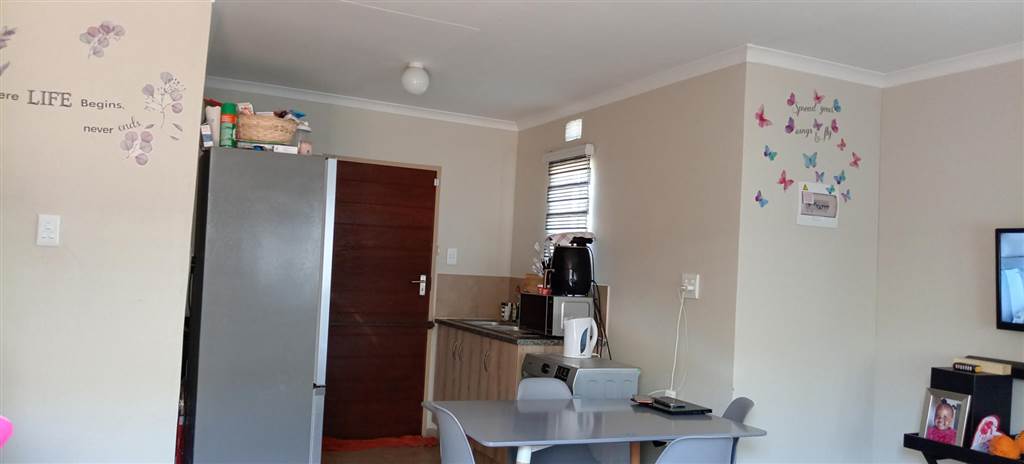 2 Bed House in Sky City photo number 4