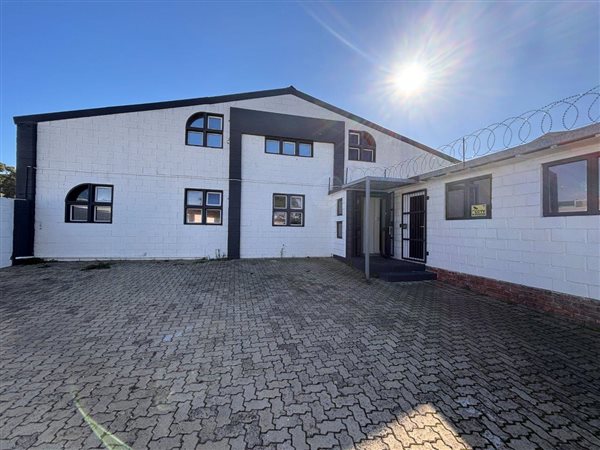 480  m² Industrial space in Walmer