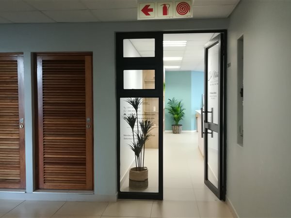 124  m² Commercial space