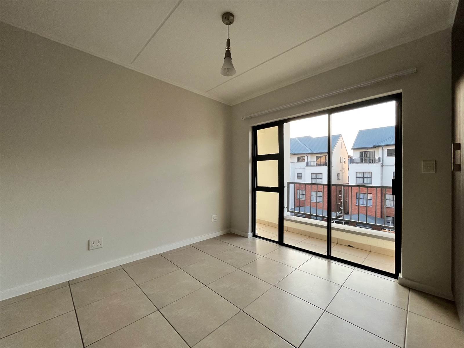 2 Bed Apartment in Greenstone Crest photo number 13