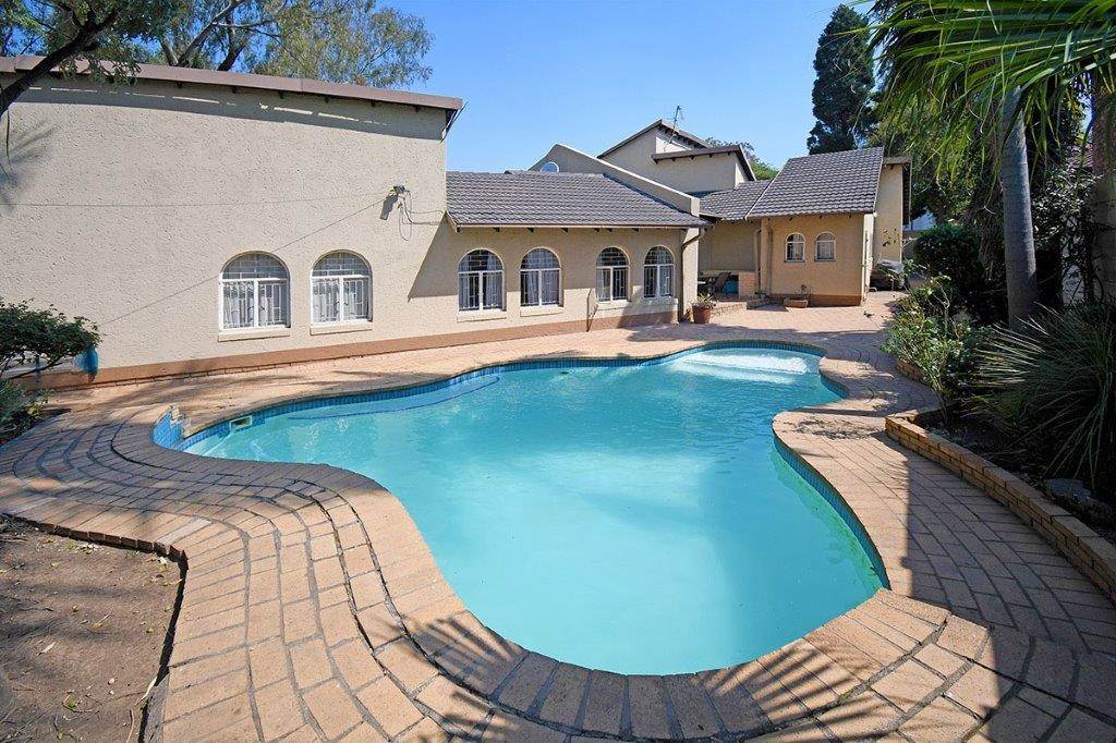 3 Bed House in Marais Steyn Park photo number 23