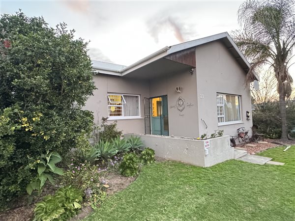 3 Bedroom House 3 Bedroom House