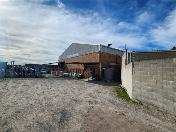455  m² Industrial space in Kuilsriver