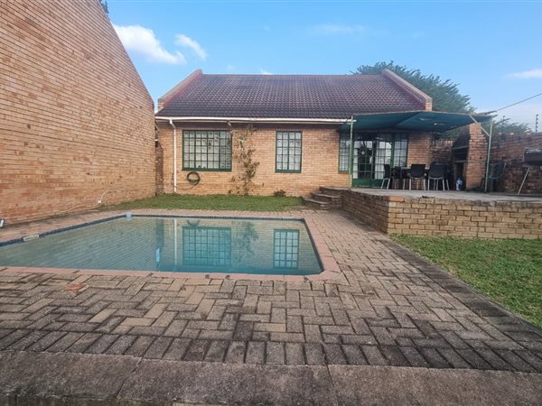 3 Bedroom House 3 Bedroom House