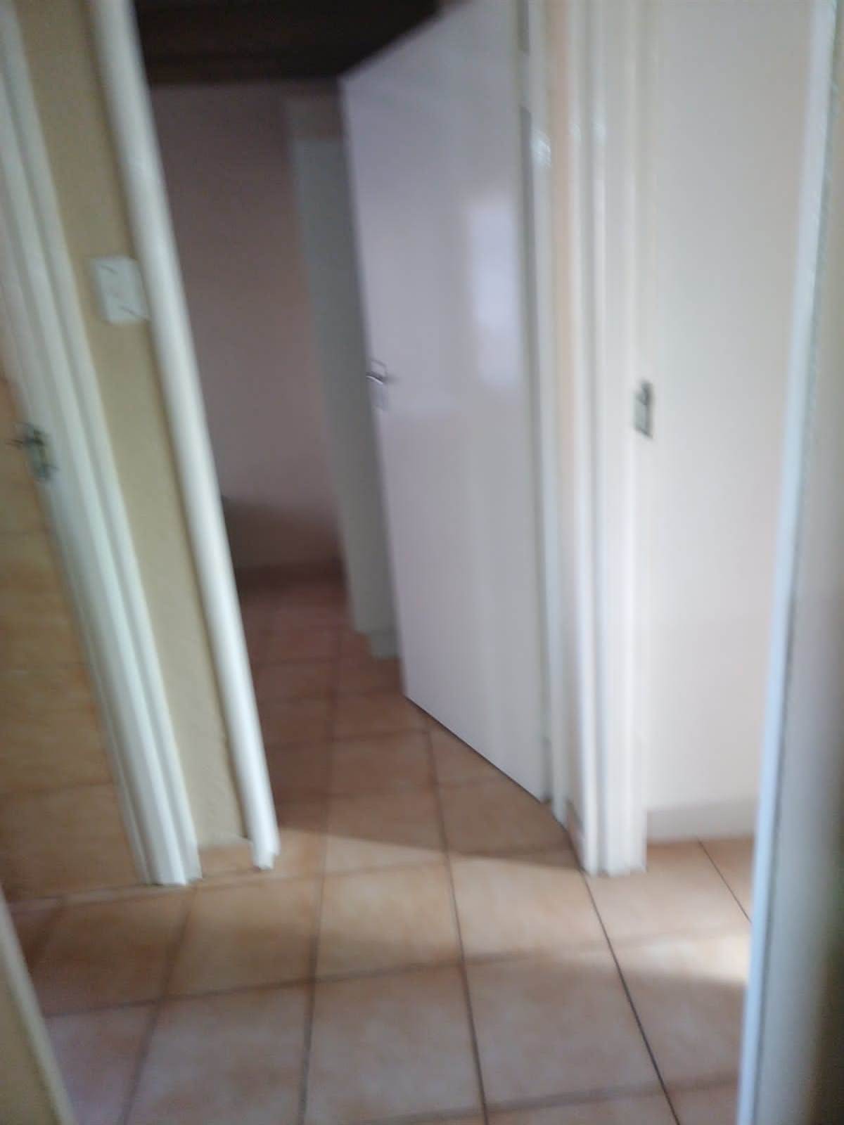 3 Bed Flat in Annadale photo number 16