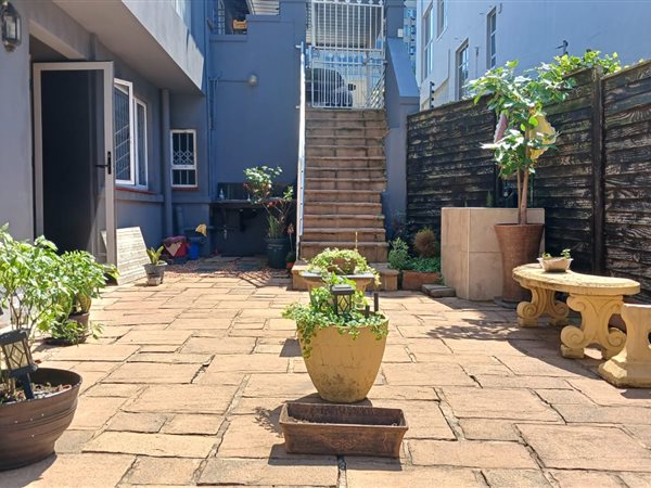 3 Bedroom Townhouse 3 Bedroom Townhouse
