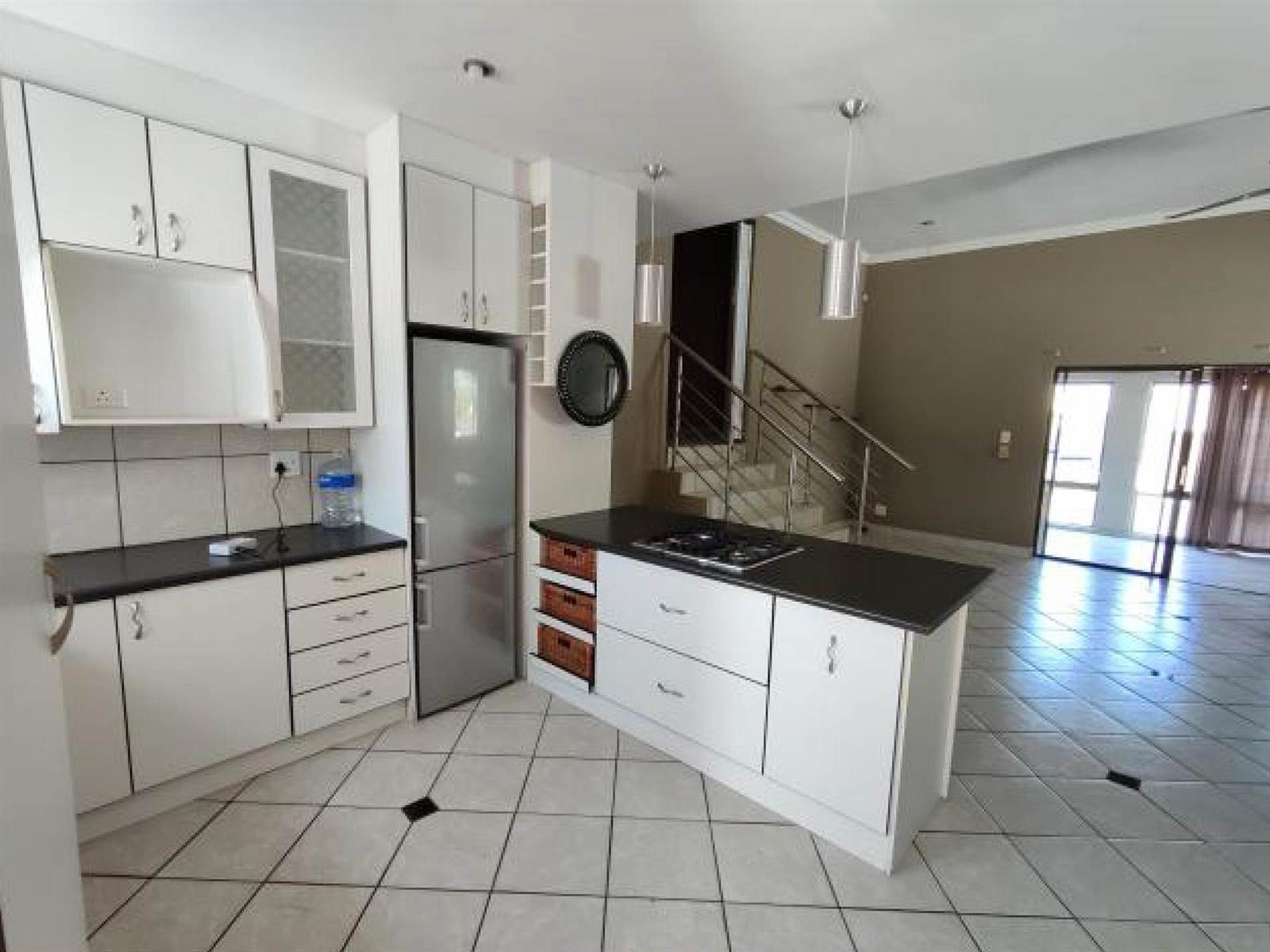 3 Bed House in Kungwini Country Estate photo number 5