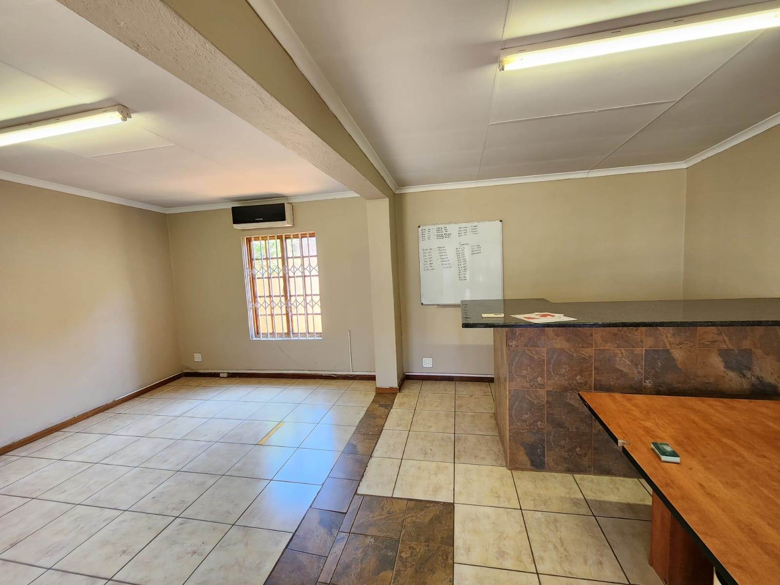 Commercial space in Rustenburg Central photo number 7