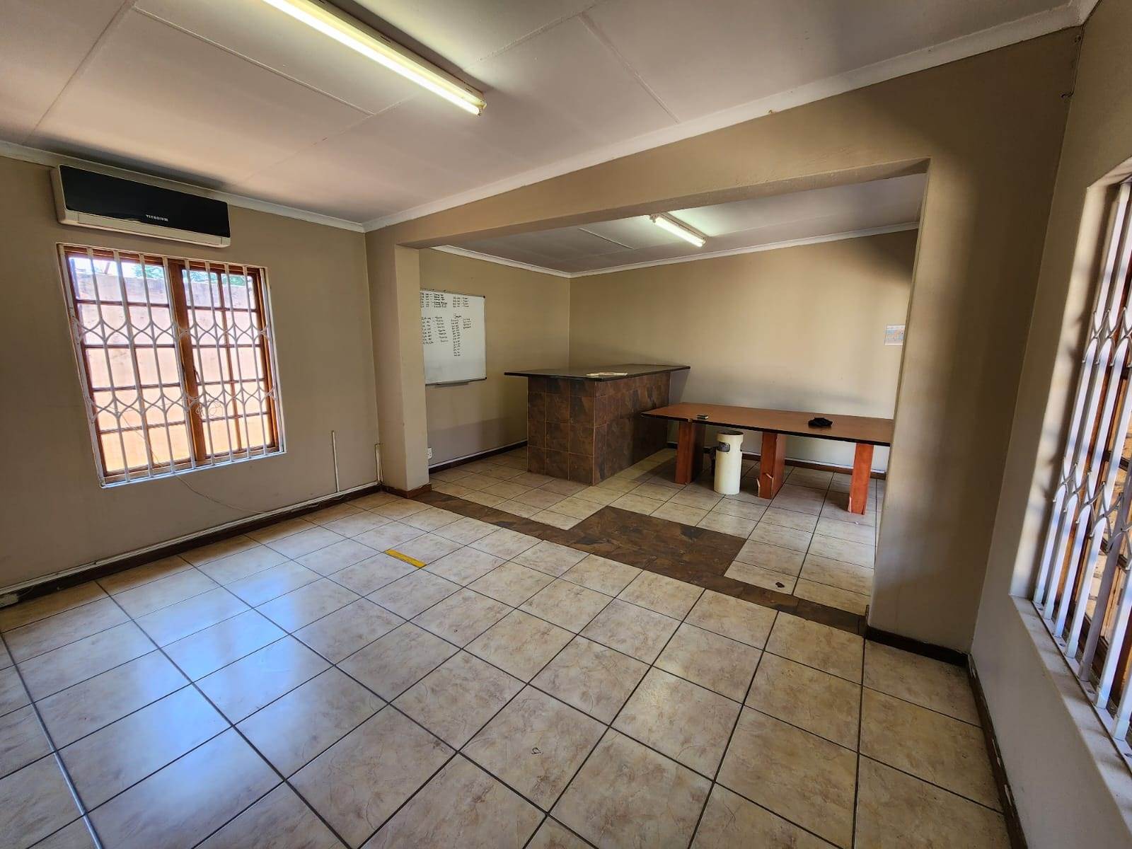Commercial space in Rustenburg Central photo number 6