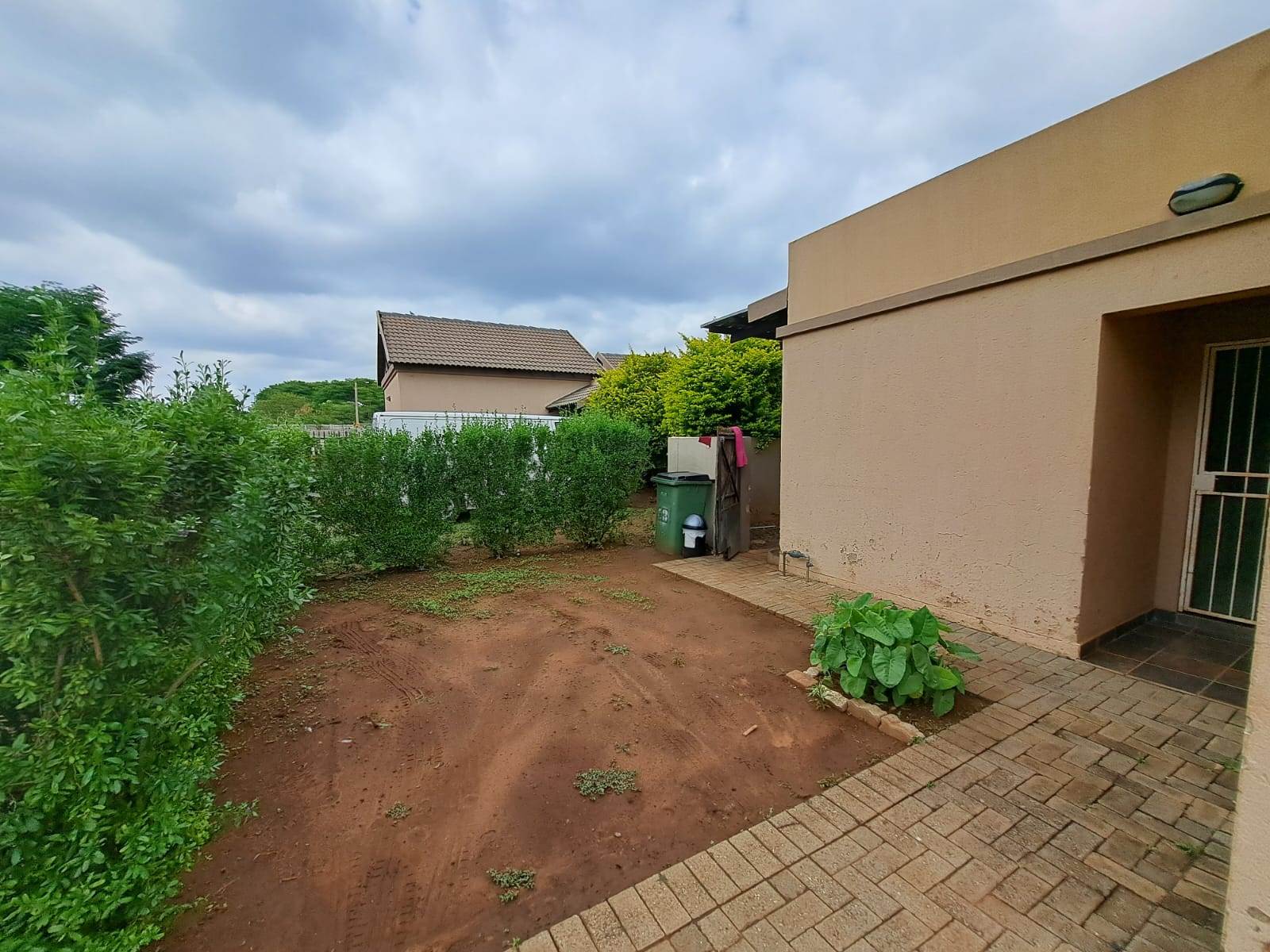 2 Bed Townhouse in Waterval East photo number 1