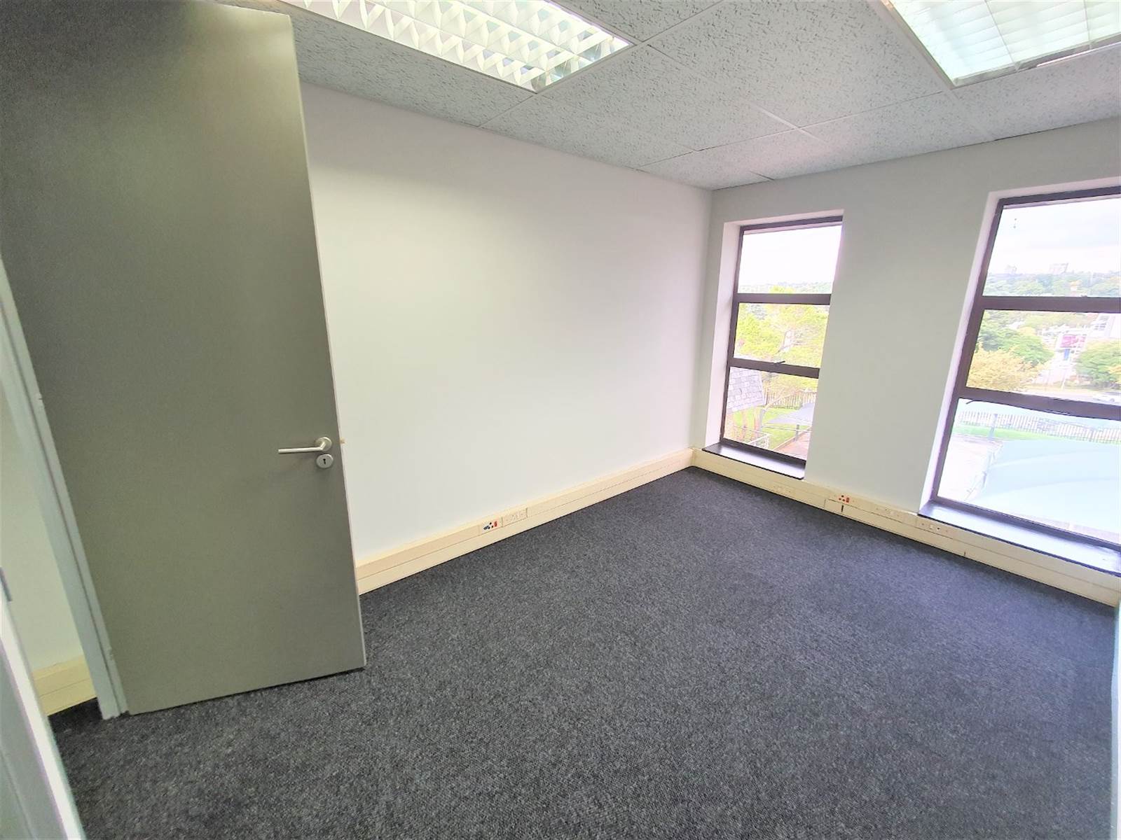 292  m² Office Space in Hurlingham photo number 13